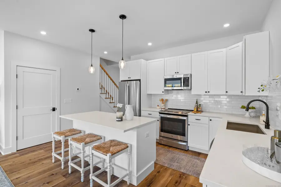 138 Boston Post Road #17, East Lyme, CT 06333 - Image #3