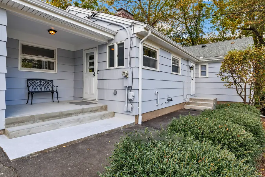 211 Tanglewood Road, Trumbull, CT 06611 - Image #3