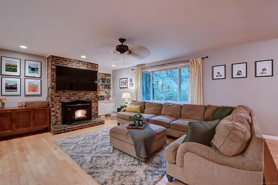 34 Heritage Drive, Glastonbury, CT 06033 - Image #3