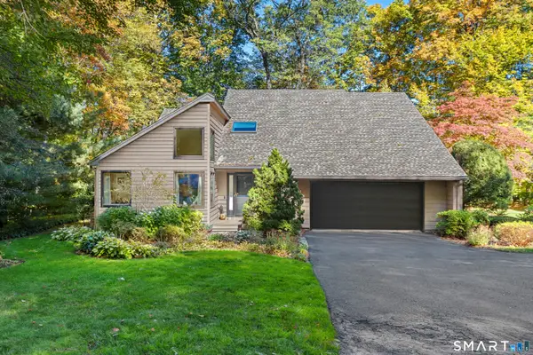 50 Ironwood Road #50, West Hartford, CT 06117