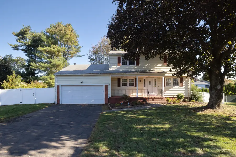 215 Morgan Lane, West Haven, CT 06516 - Image #2