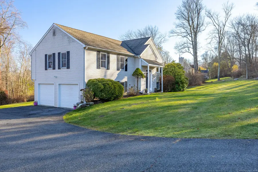41 Overlook Drive, New Milford, CT 06776 - Image #2