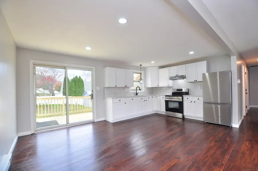 4 Kimann Drive, Plymouth, CT 06786 - Image #2