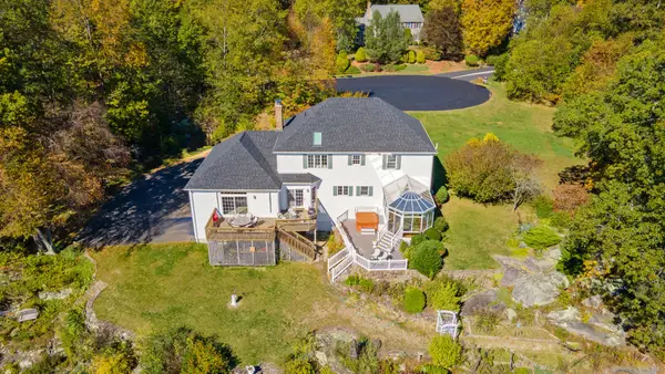 412 Laurelwood Lane, Southbury, CT 06488