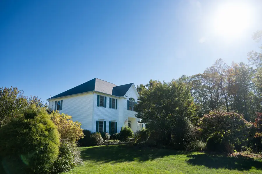 412 Laurelwood Lane, Southbury, CT 06488 - Image #2