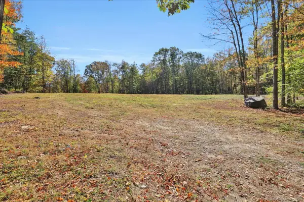 1070 Long Meadow Road, Middlebury, CT 06762