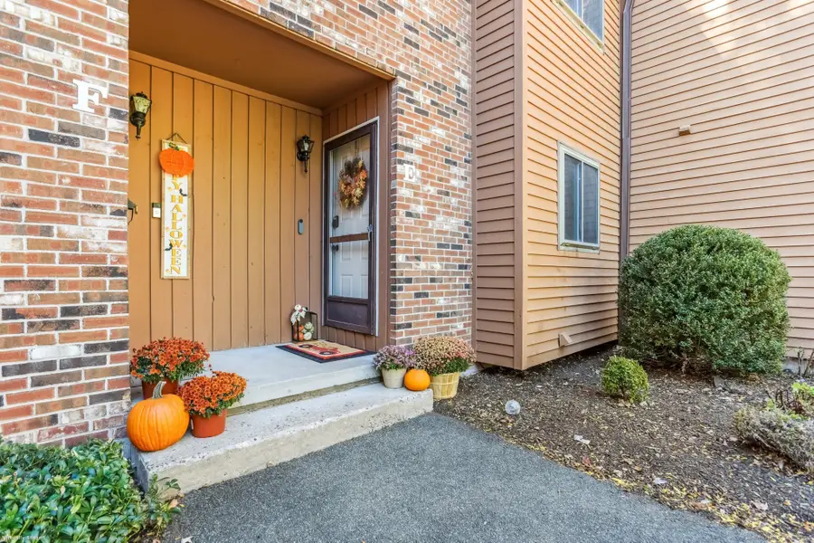 150 Burritt Street #3E, Southington, CT 06479 - Image #2