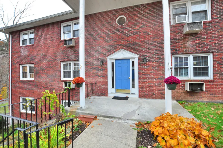 5 Tunxis Place #C, Tariffville, CT 06081 - Image #3