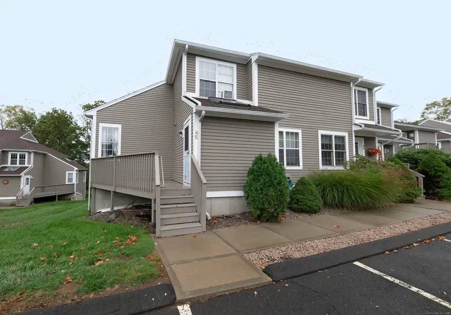 53 Brushy Plain Road #APT 4E, Branford, CT 06405 - Image #2