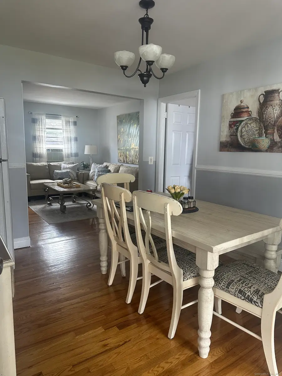 16 Fairview Drive #APT 3, Danbury, CT 06810 - Image #2