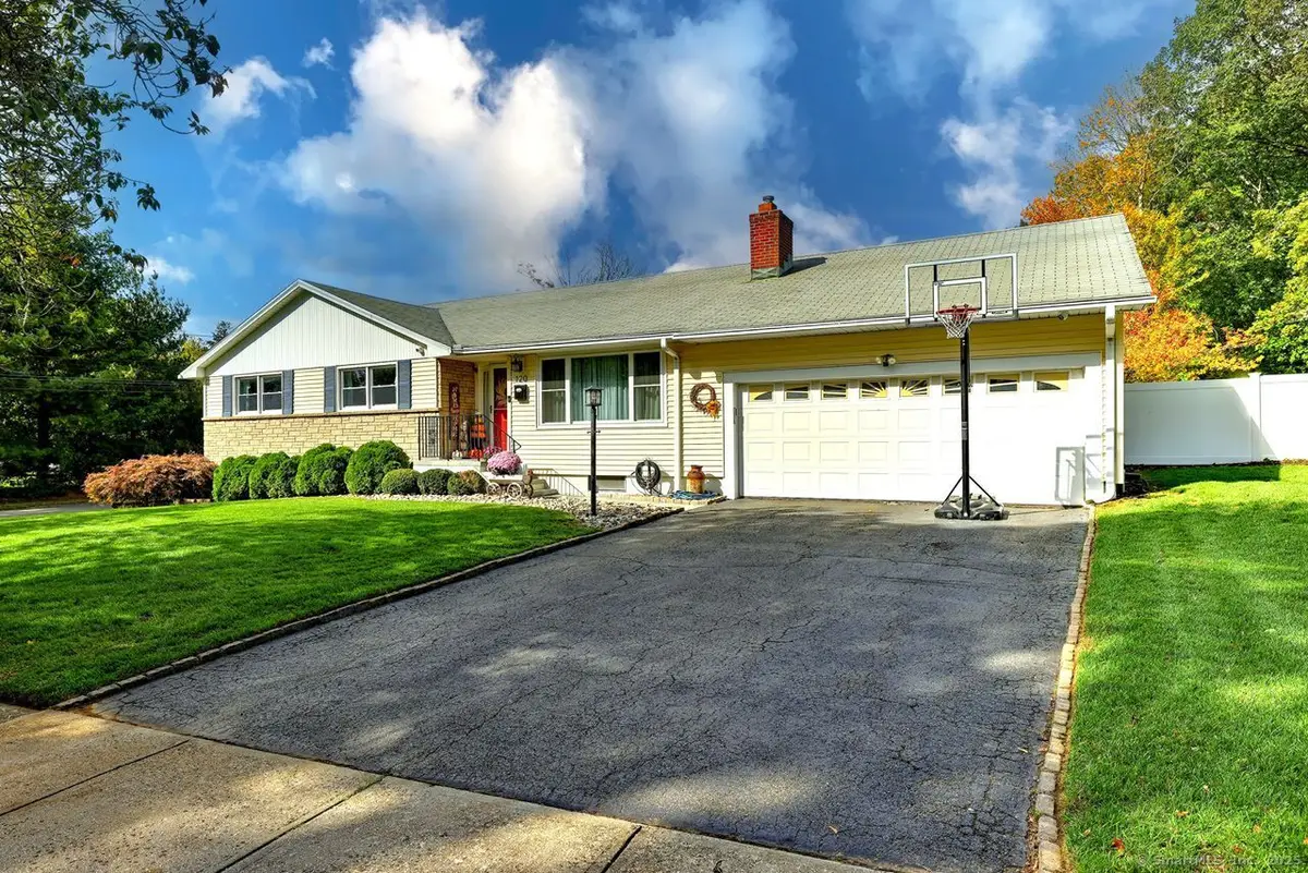 120 Bittersweet Lane, Stratford, CT 06614 - Image #1