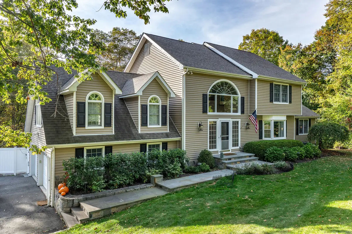 2 Columbia Drive, New Fairfield, CT 06812 - Image #1