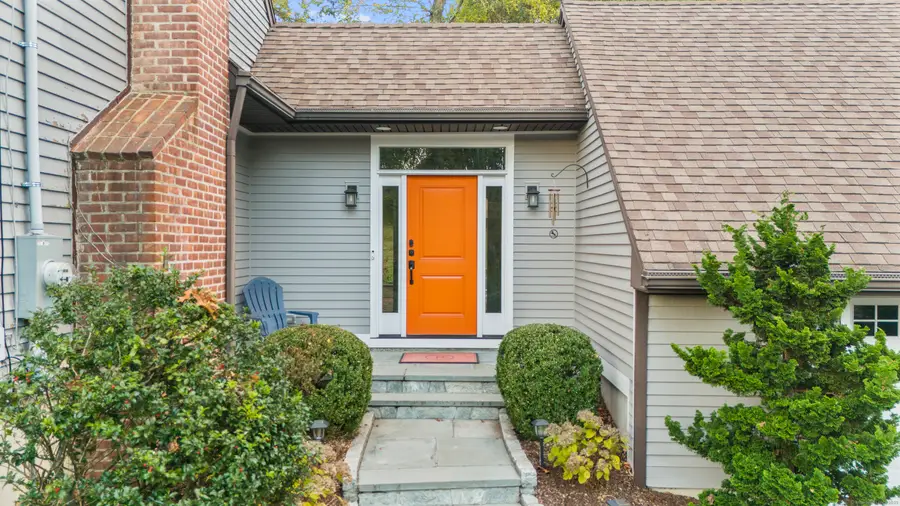 60 Winnepoge Drive, Fairfield, CT 06825 - Image #2