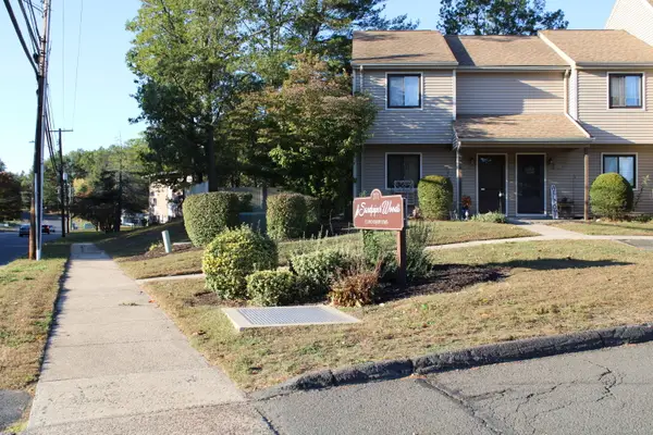 371 Emmett Street #APT 6, Bristol, CT 06010