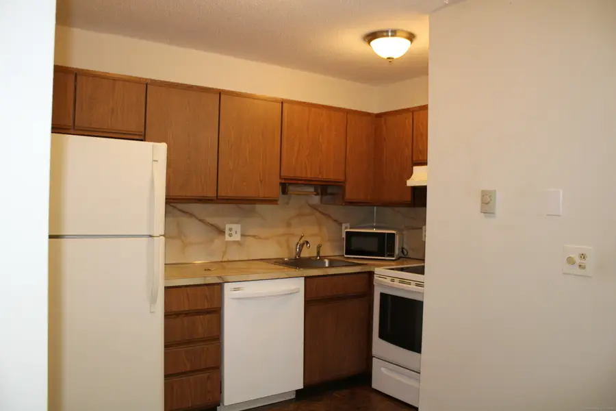 371 Emmett Street #APT 6, Bristol, CT 06010 - Image #3