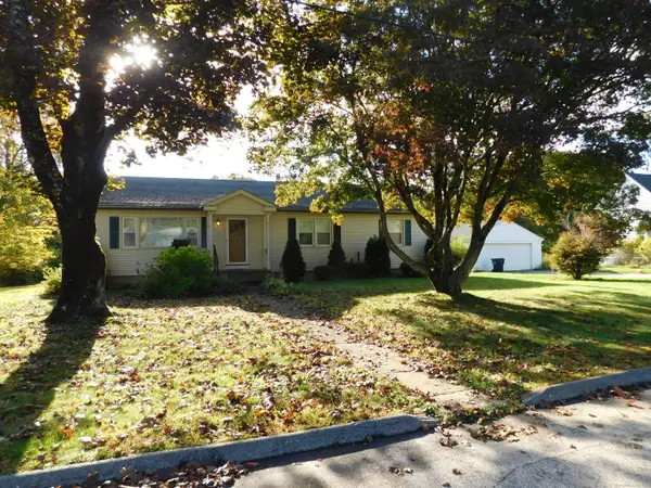 76 Elmwood Heights, Colchester, CT 06415