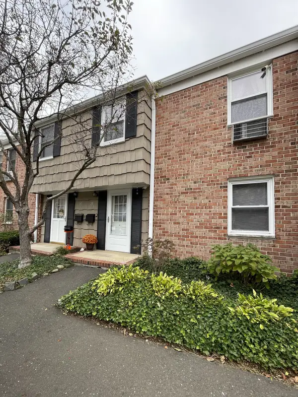 26 Weed Hill Avenue #APT L, Stamford, CT 06907