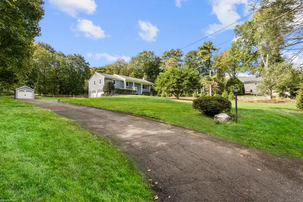 2 Wildgoose Lane, Norwalk, CT 06851