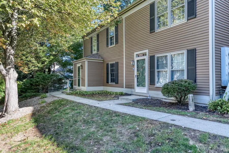 32 Newberry Lane #32, Glastonbury, CT 06033 - Image #2