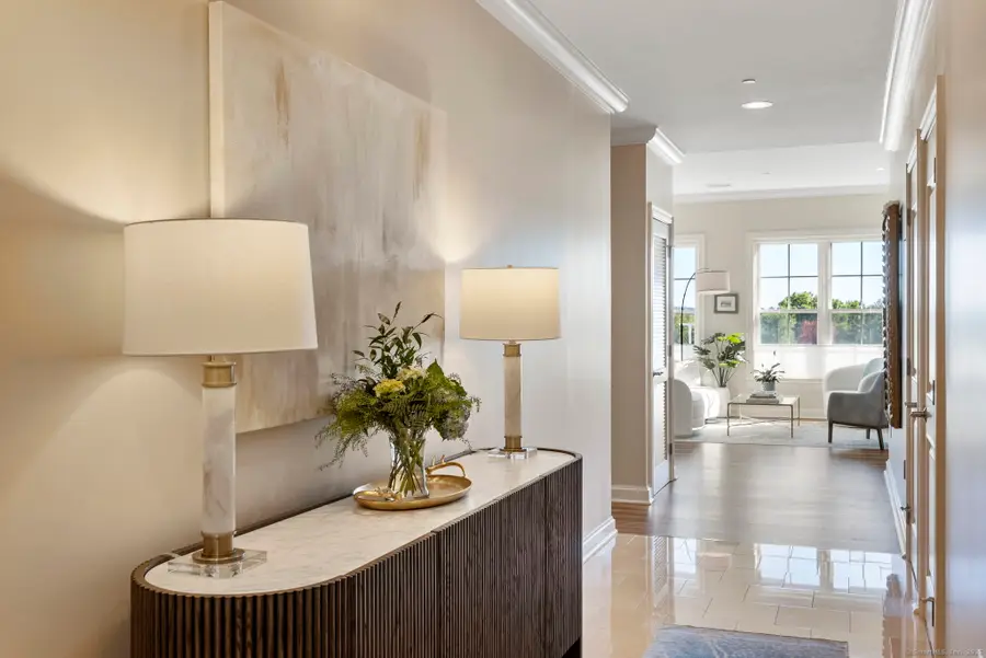 85 Memorial Road #APT 512, West Hartford, CT 06107 - Image #3