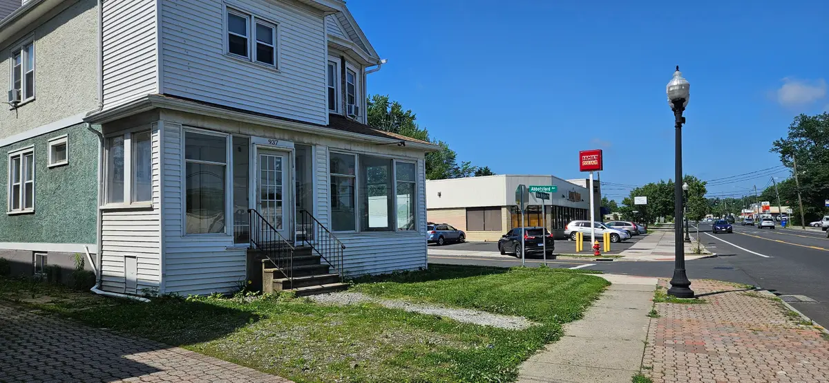 937 New Britain Avenue, West Hartford, CT 06110 - Image #1