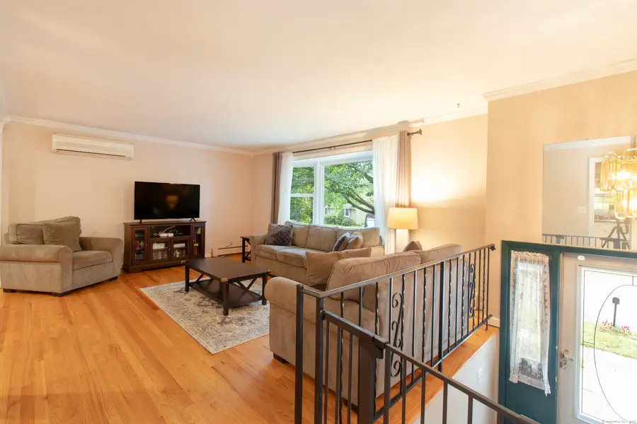 80 Sheffield Circle, Stratford, CT 06614 - Image #2