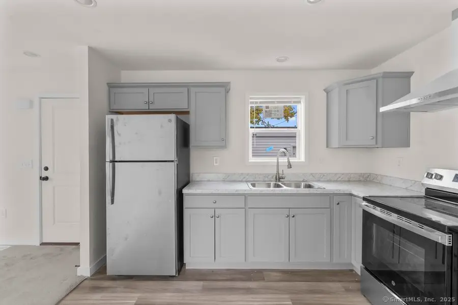 55 Sugar Street #10, Newtown, CT 06470 - Image #3