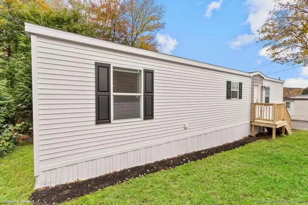 55 Sugar Street #6, Newtown, CT 06470