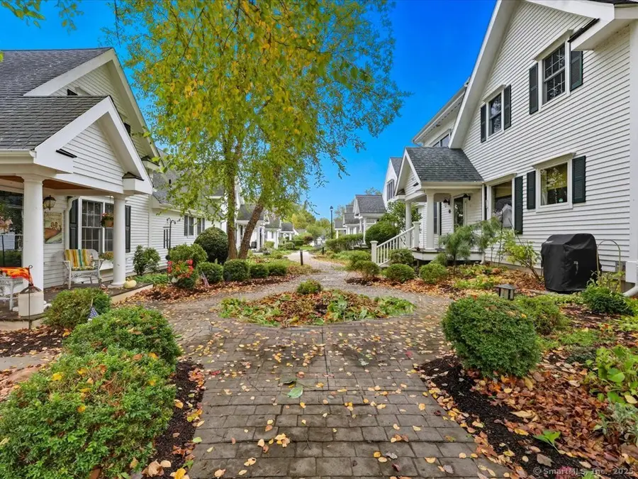 11 Augusta Circle #11, Moodus, CT 06469 - Image #3