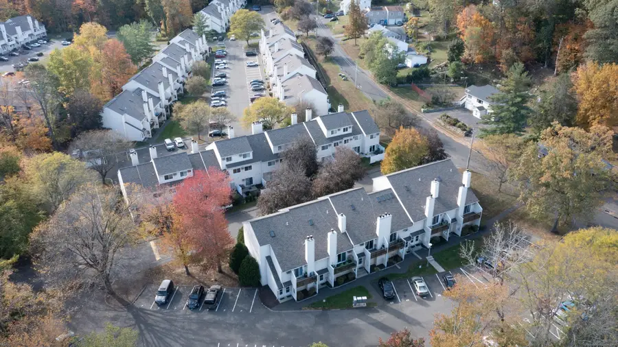 8 Rose Lane #APT 24-8, Danbury, CT 06811 - Image #2