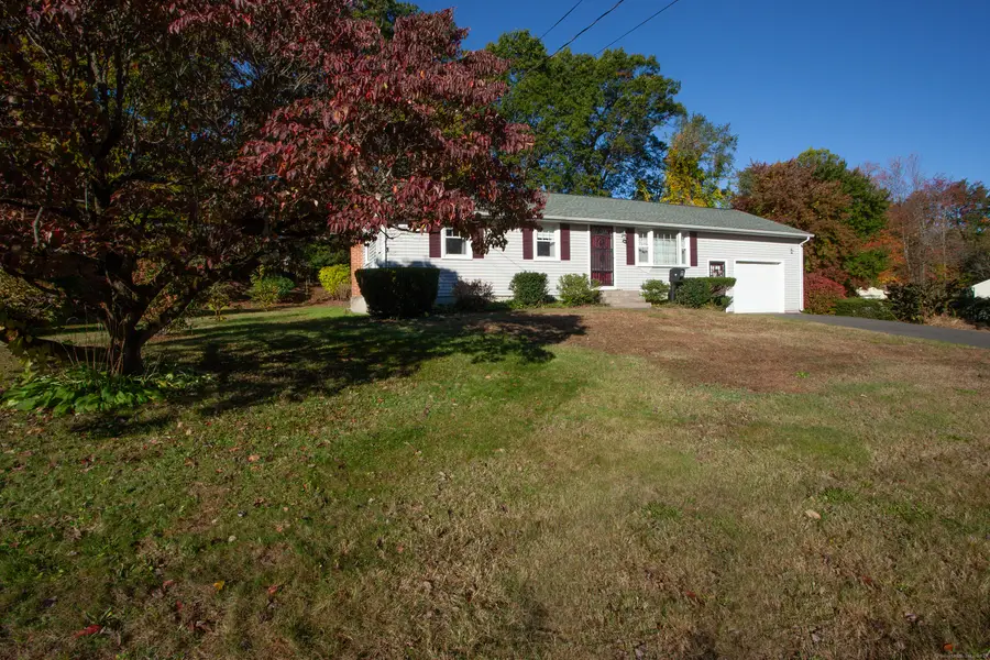 60 Tracy Circle, Windsor Locks, CT 06096 - Image #3