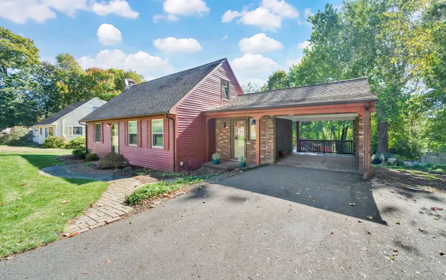 16 Knox Place, Bristol, CT 06010 - Image #2