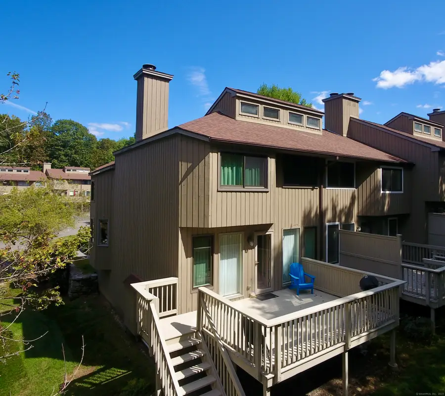 35 Far View Commons #35, Southbury, CT 06488 - Image #2