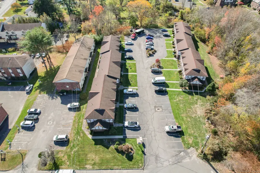 35 Preston Terrace #APT 8, Waterbury, CT 06705 - Image #2