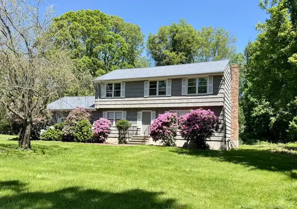 20 Clinton Street, Trumbull, CT 06611