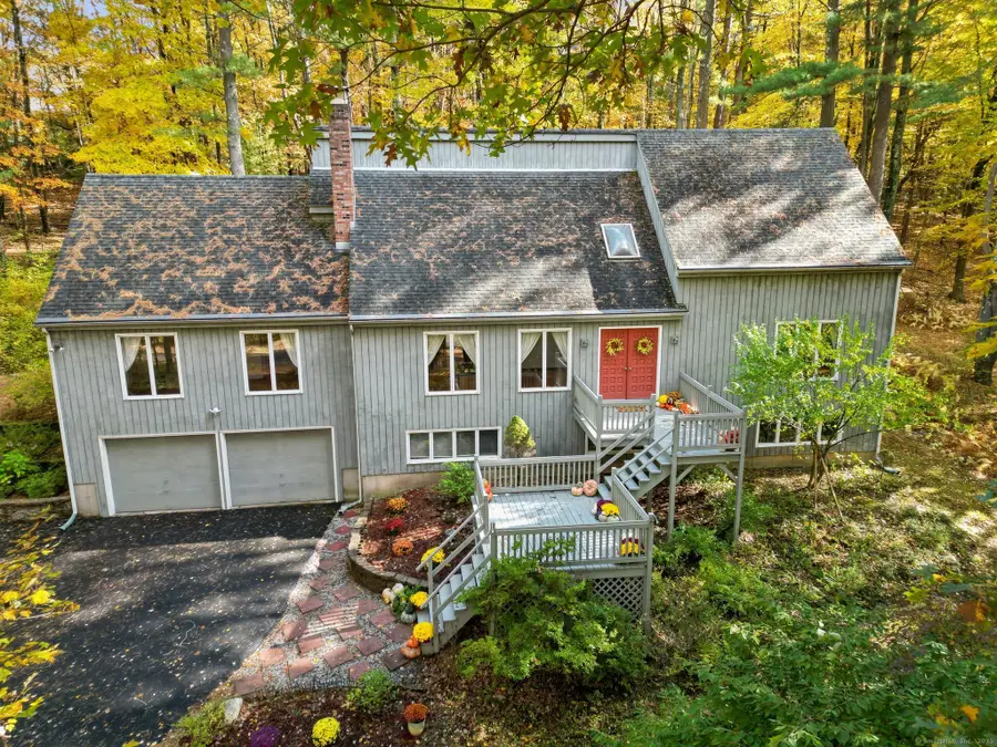 15 Pinnacle Mountain Road, Simsbury, CT 06070 - Image #2