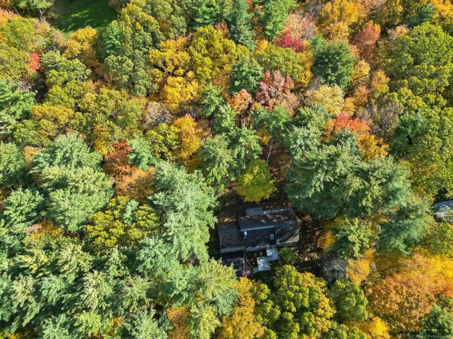 15 Pinnacle Mountain Road, Simsbury, CT 06070 - Image #3