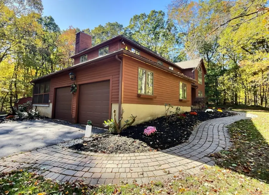 131 Barstow Lane, Tolland, CT 06084 - Image #3