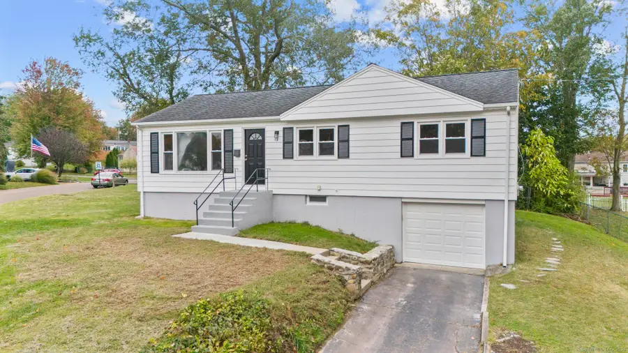 24 Kaye Road, West Haven, CT 06516 - Image #2