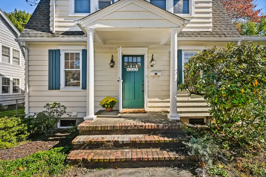 34 Lakeview Drive, Norwalk, CT 06850 - Image #2