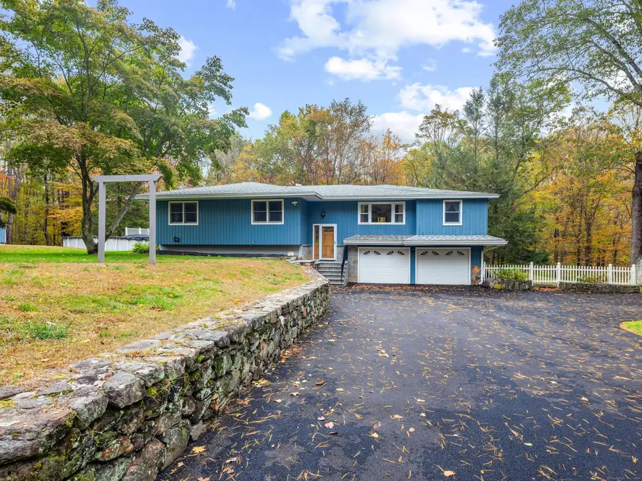 44 Obtuse Road North, Brookfield, CT 06804 - Image #3