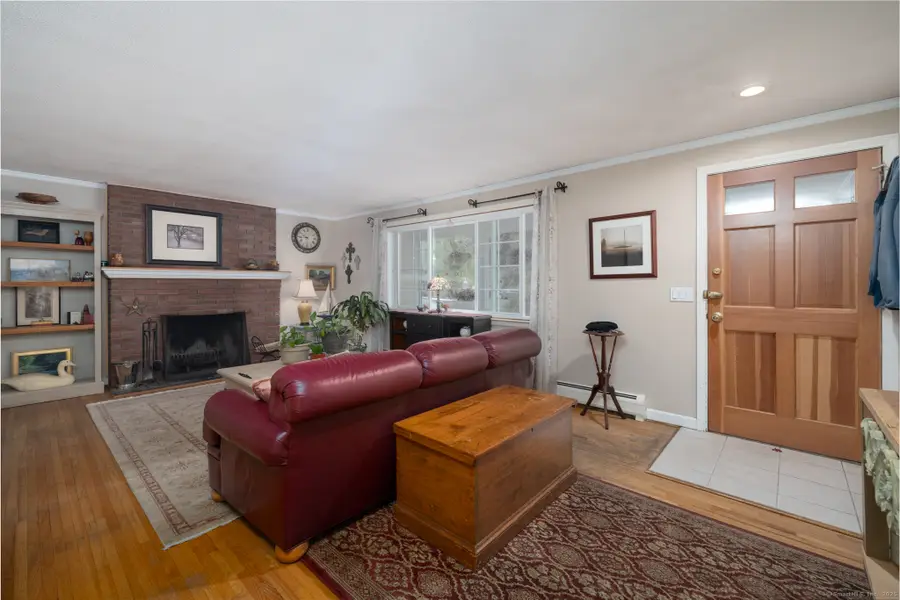 7 Holmes Road, Glastonbury, CT 06033 - Image #3