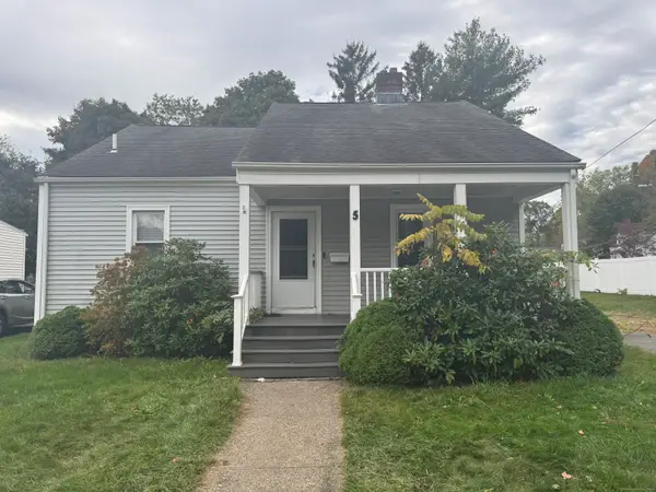 5 Roosevelt Street, Hamden, CT 06514