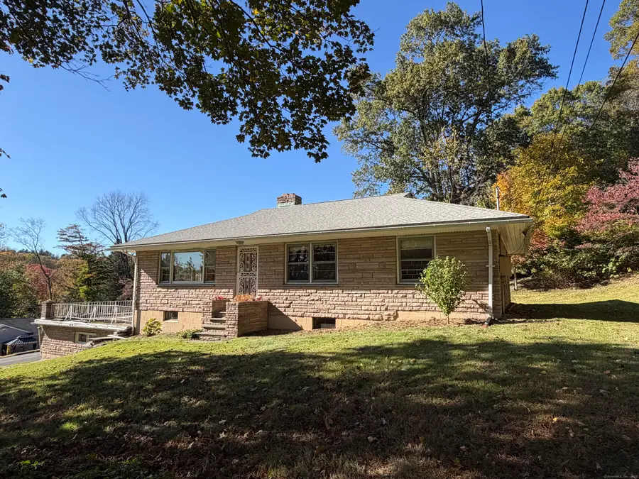 10 Jeanette Road, Danbury, CT 06811 - Image #2