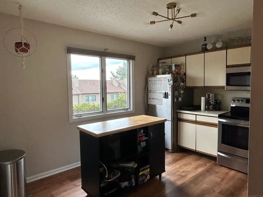 489 Wolcott Street #APT 85, Bristol, CT 06010 - Image #2