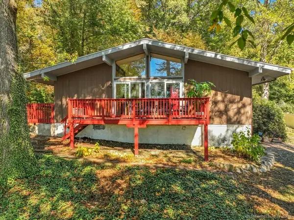 20 Terese Road, Beacon Falls, CT 06403