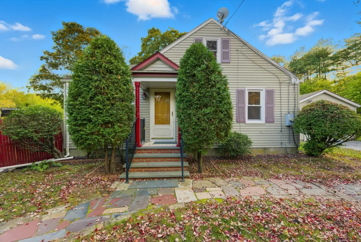 21 Stonington Road, Norwich, CT 06360 - Image #1