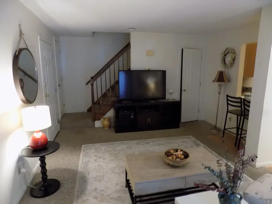 441 Clark Avenue #APT 5, Bristol, CT 06010 - Image #3