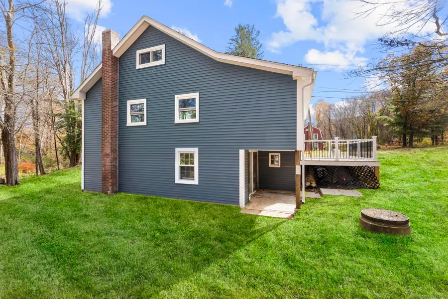 15 Towner Lane, Oxford, CT 06478 - Image #2