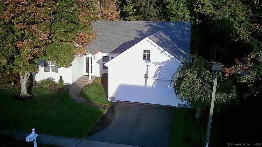 142 Greenview Terrace, Middletown, CT 06457 - Image #2